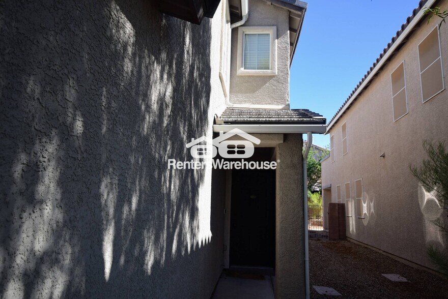 Building Photo - 5333 Iron Crossing Ave
