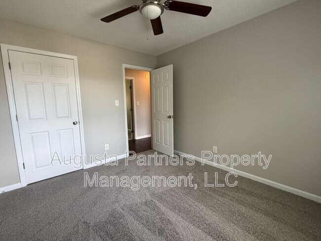 Building Photo - 3626 Pebble Creek Dr