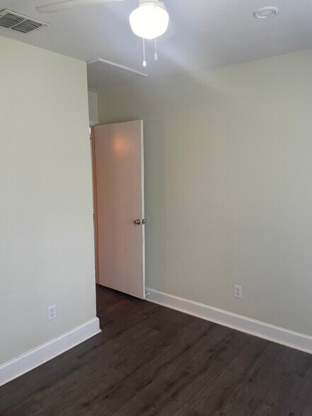 Building Photo - 6732 Apalachee Pky