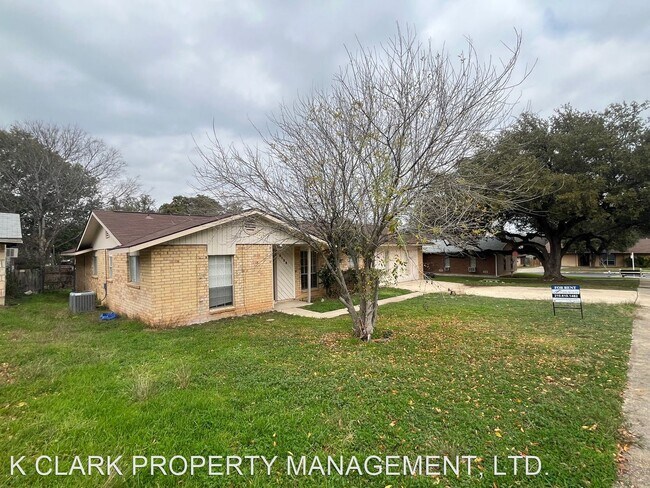 Building Photo - 4 br, 2 bath House - 3126 MEADOW CREEK