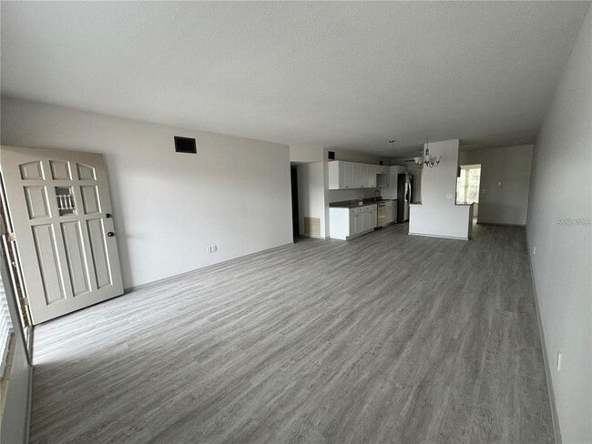 Building Photo - 2072 Australia Way W