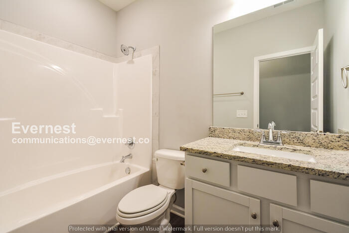 Building Photo - 1408 Pipeline Ave