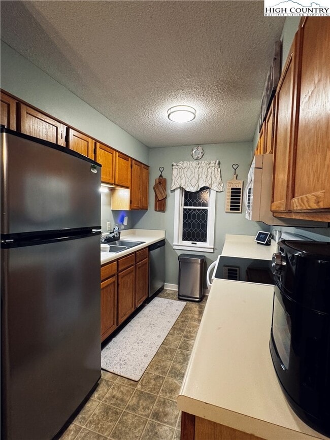 Building Photo - 116 Grand Blvd