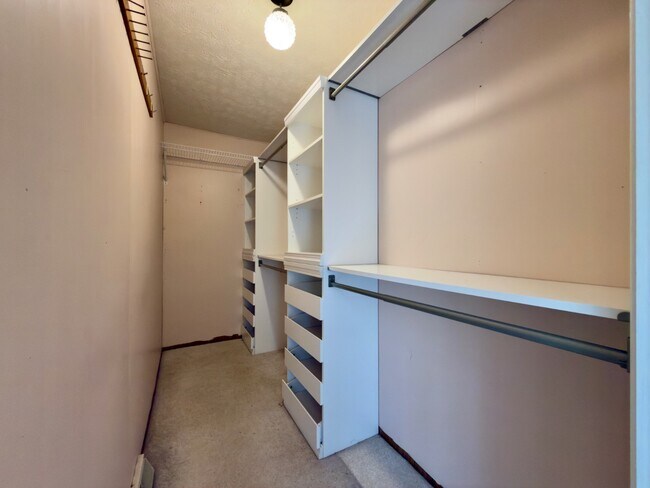 Building Photo - 295 Dogwood