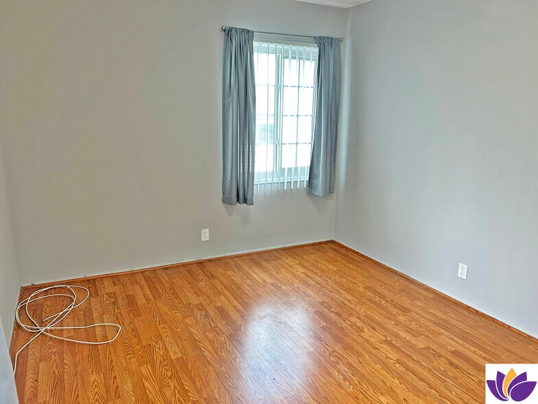 Building Photo - 2513 Denmead St