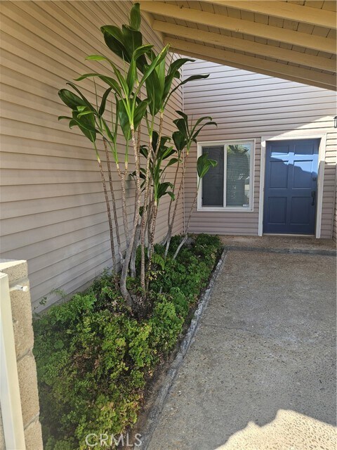 Building Photo - 6801 Glen Dr