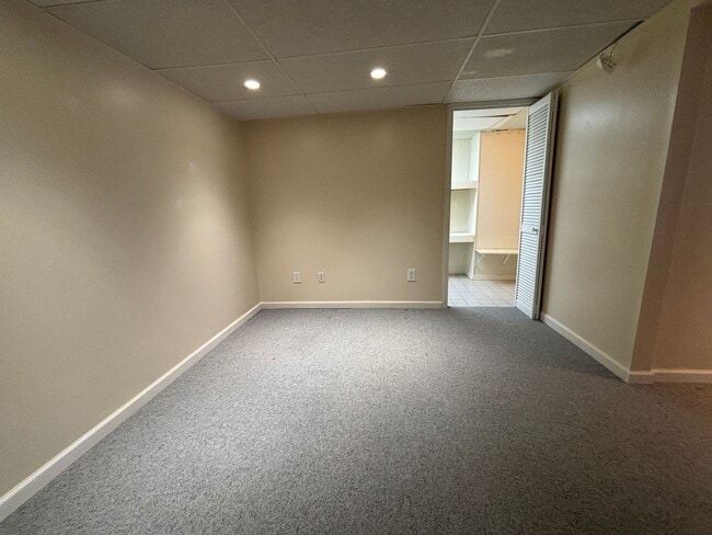 Building Photo - 3776 Kenwick Trail