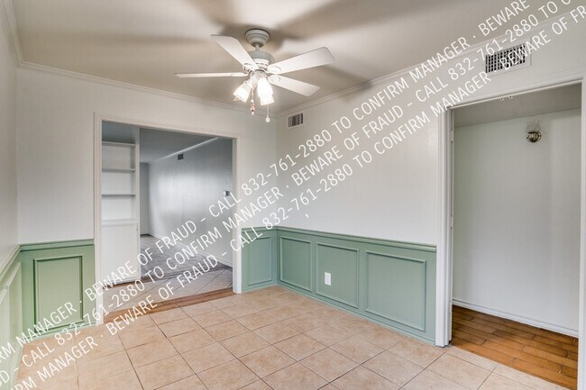 Building Photo - 518 Malden Dr
