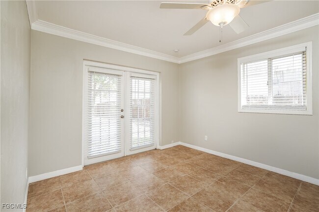 Building Photo - 9083 Henry Rd