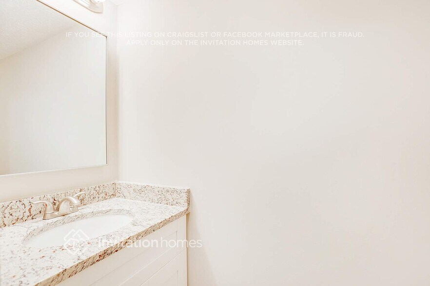 Building Photo - 760 Brittany Ct