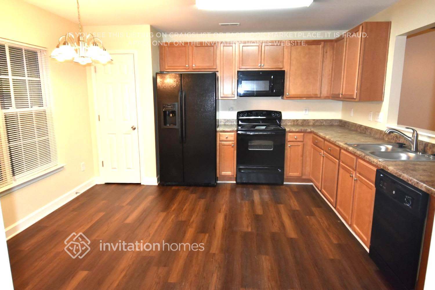 Building Photo - 974 Ramsgate Dr SW