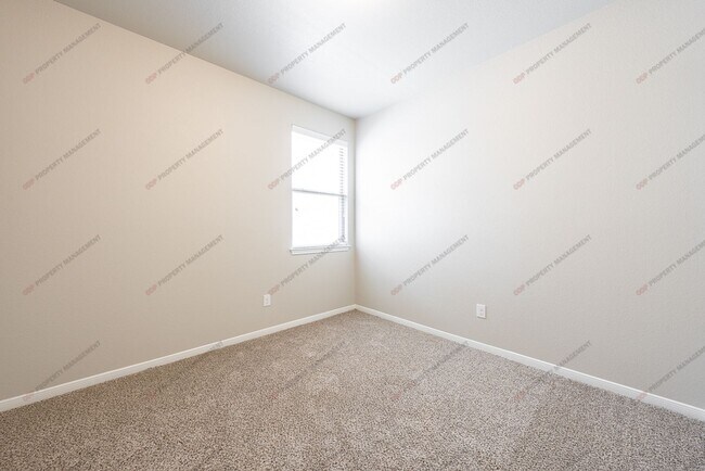 Building Photo - 624 Ripplewood Dr