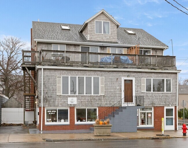 Building Photo - 147 Nahant Rd