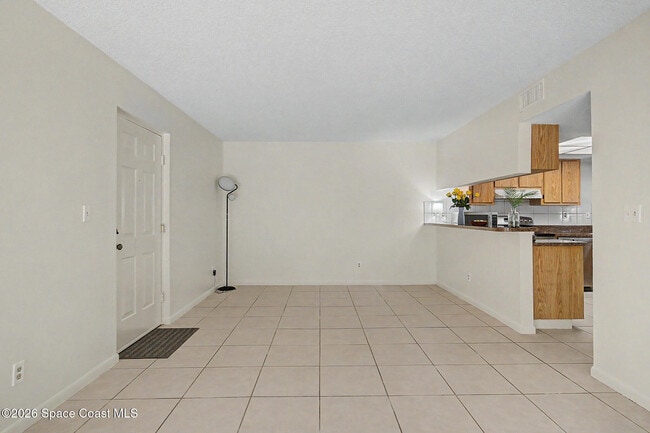 Building Photo - 1641 Sunny Brook Ln