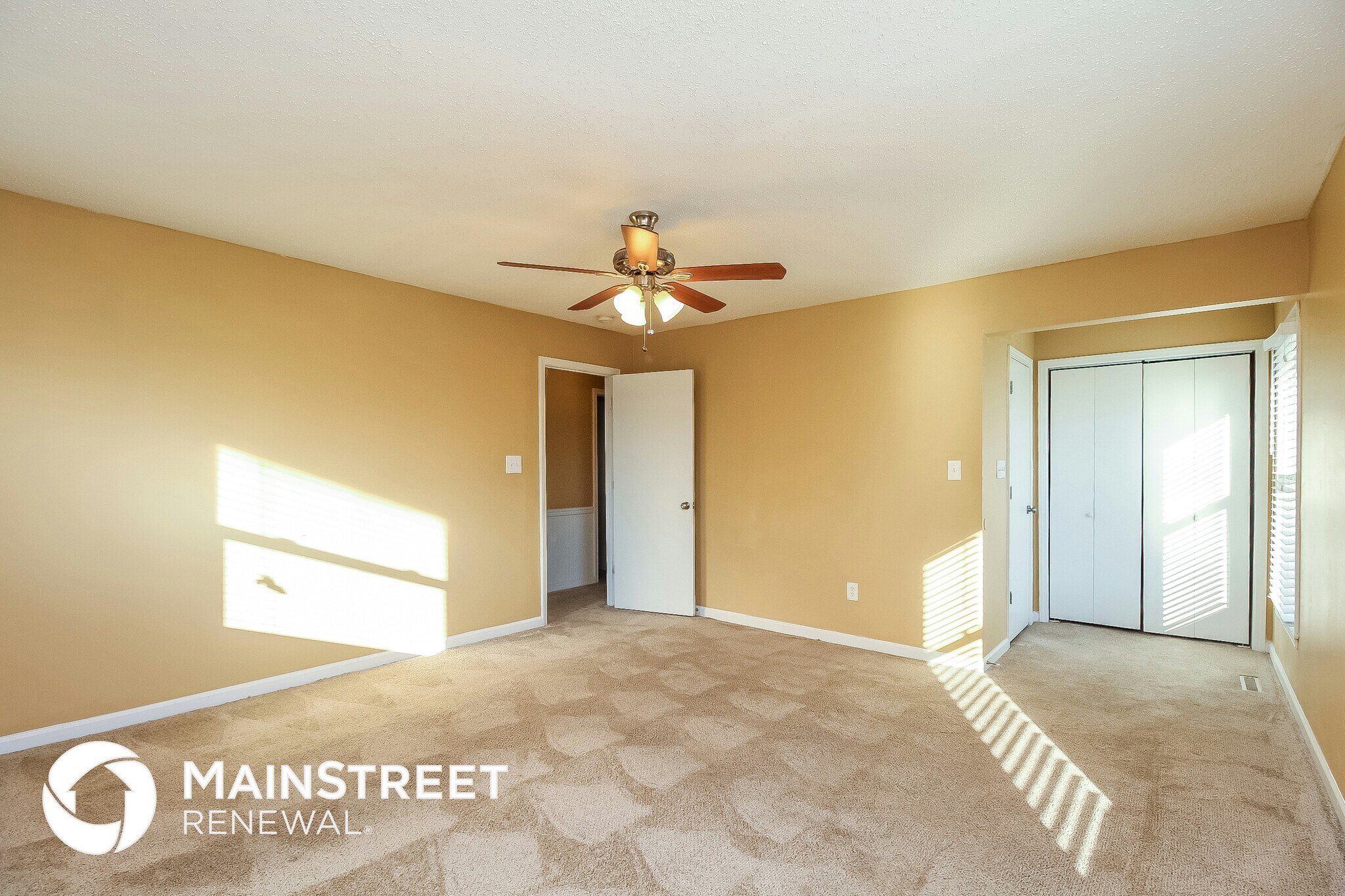 Building Photo - 14412 Wilshire Cir