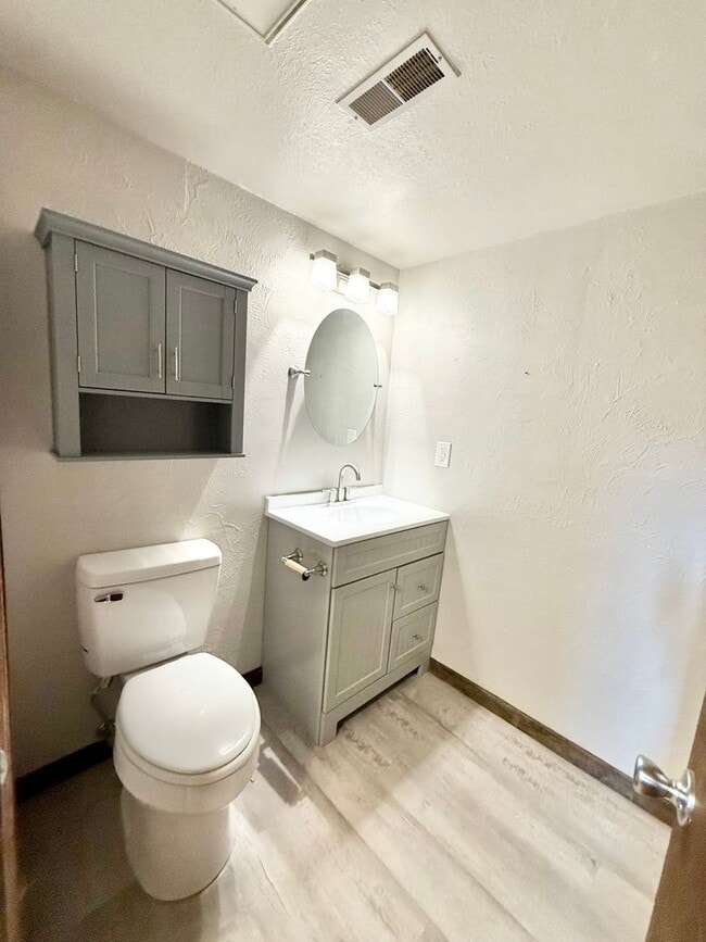 Building Photo - 6515 Flintridge Dr
