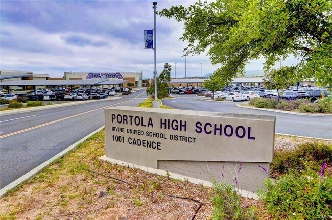 Building Photo - 322 Tank