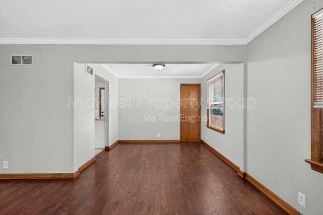 Building Photo - 1427 Attica Dr