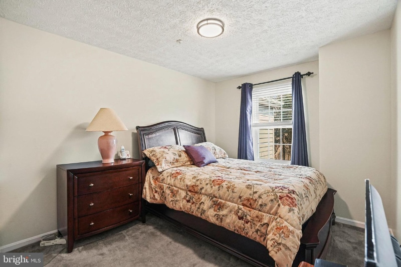 Building Photo - 16151 Brookmead Ct