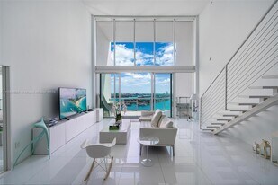 Building Photo - 1040 Biscayne Blvd