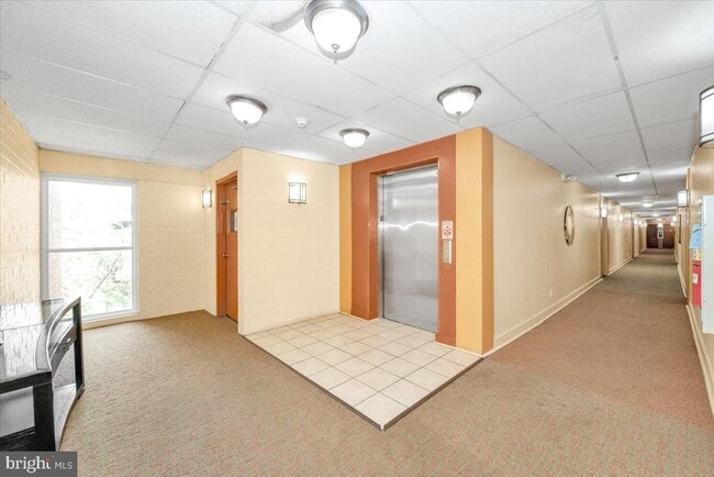Building Photo - 60 S Van Dorn St