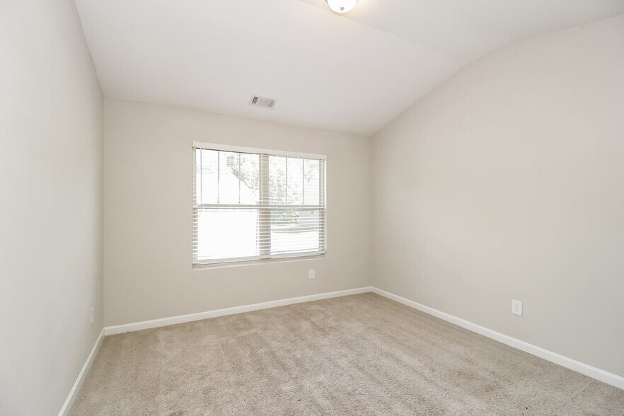 Building Photo - 357 Daffodil Drive