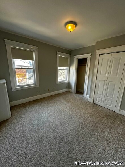 Building Photo - 173 Warren St