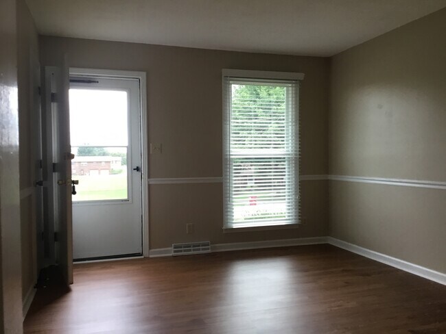 Building Photo - 3 Bedroom Home For Rent in St. Bethlehem A...