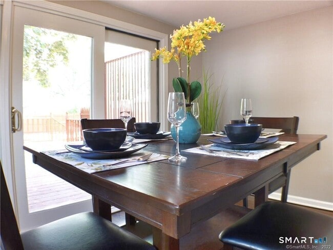 Building Photo - 70 Whitney Rd