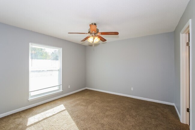 Building Photo - Quaint 3 Bedroom in Augusta, GA
