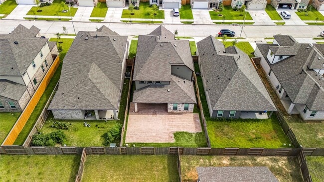 Building Photo - 27118 Peaceful Cv Dr