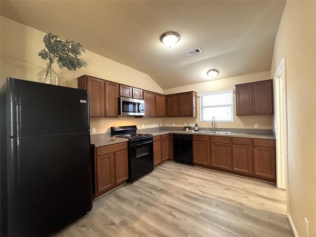 Building Photo - 822 Katydid Ct