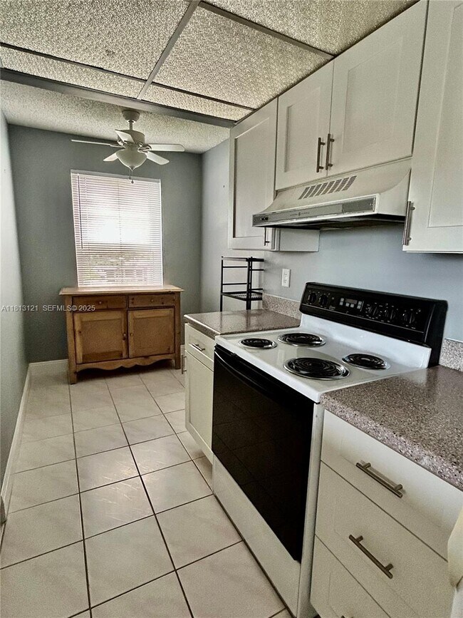 Building Photo - 777 S Federal Hwy