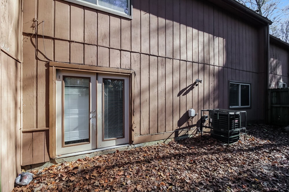 Building Photo - 972 Pine Hollow Rd