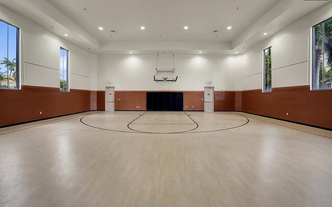 Building Photo - 2950 NW 124th Way