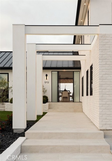 Building Photo - 919 Sandcastle Dr