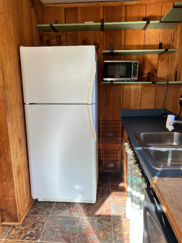 Building Photo - 232 Lone Cedar Dr