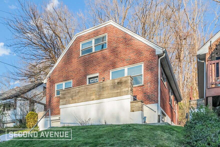 Primary Photo - 550 Fairbanks Ave