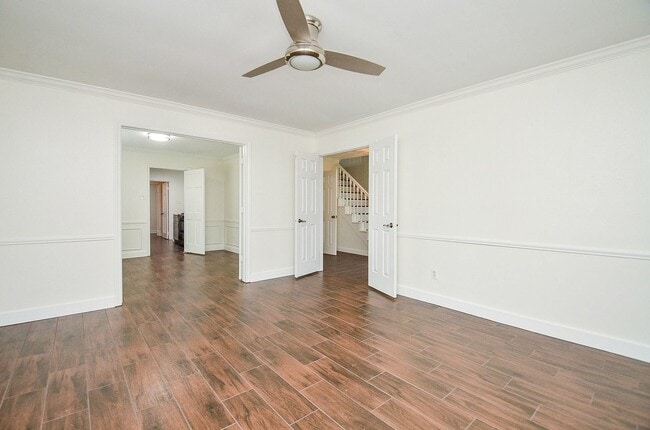 Building Photo - 15614 Dawnbrook Dr