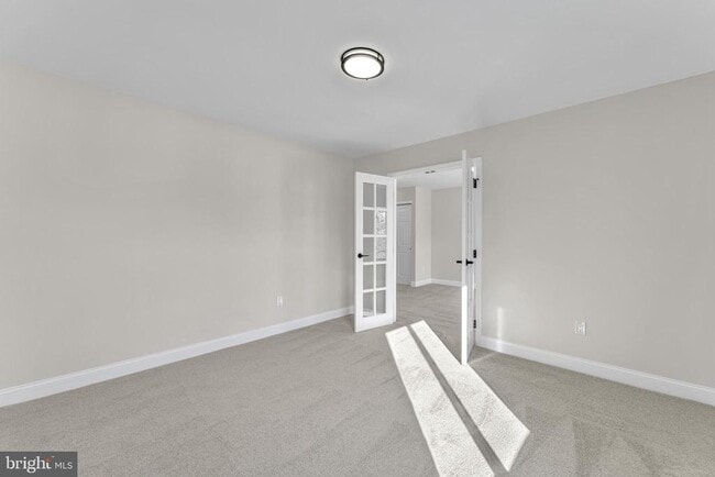 Building Photo - 1228 Chanticleer