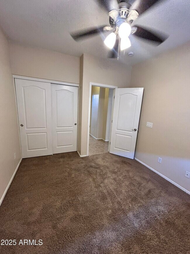 Building Photo - 2794 S Anderson Ln