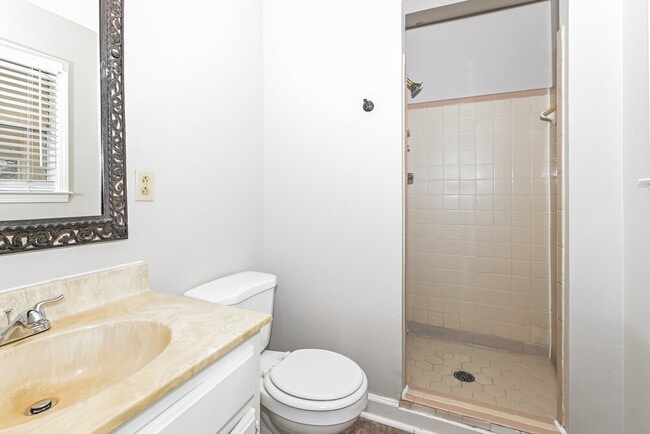 Building Photo - 3580 Bruton Pl