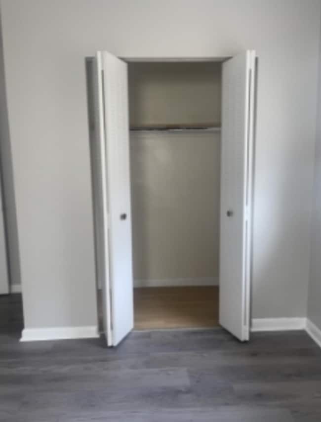 Interior Photo - 105 Lincoln Street