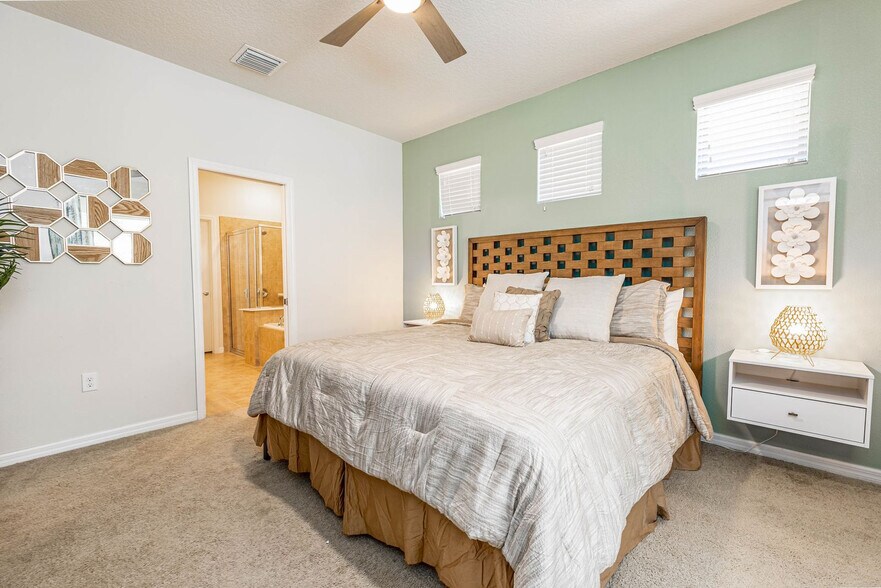 Building Photo - 5409 Misty Oak Cir