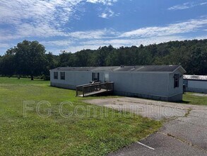 Building Photo - 1823 Willowberry Ln