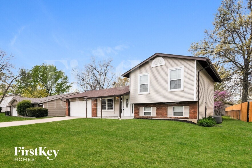 Building Photo - 94 Spanish Trail