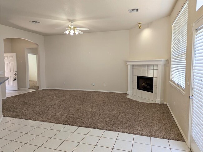 Building Photo - 2604 Southern Hills Dr