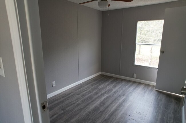 Building Photo - 16428 Jireh Rd