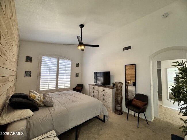 Building Photo - 1461 S Cholla Pl