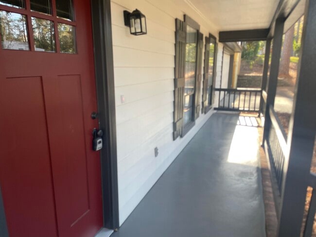 Building Photo - 325 Hackamore Trail